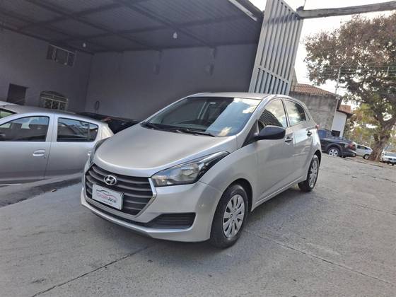 HYUNDAI HB20 1.0 COMFORT 12V FLEX 4P MANUAL HYUNDAI HB20 1.0 COMFORT 12V FLEX 4P MANUAL